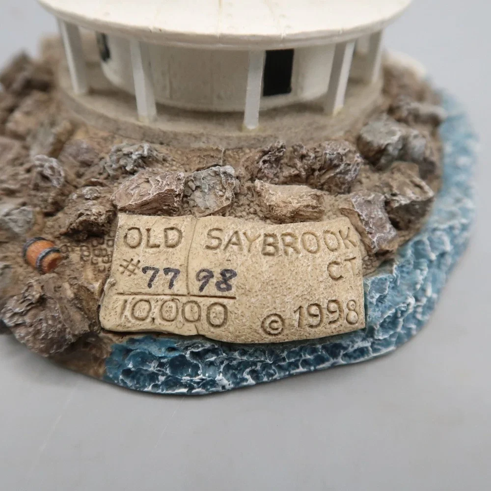 Harbour Lights Collectible Lighthouses HL #206‎ Old Saybrook CT
